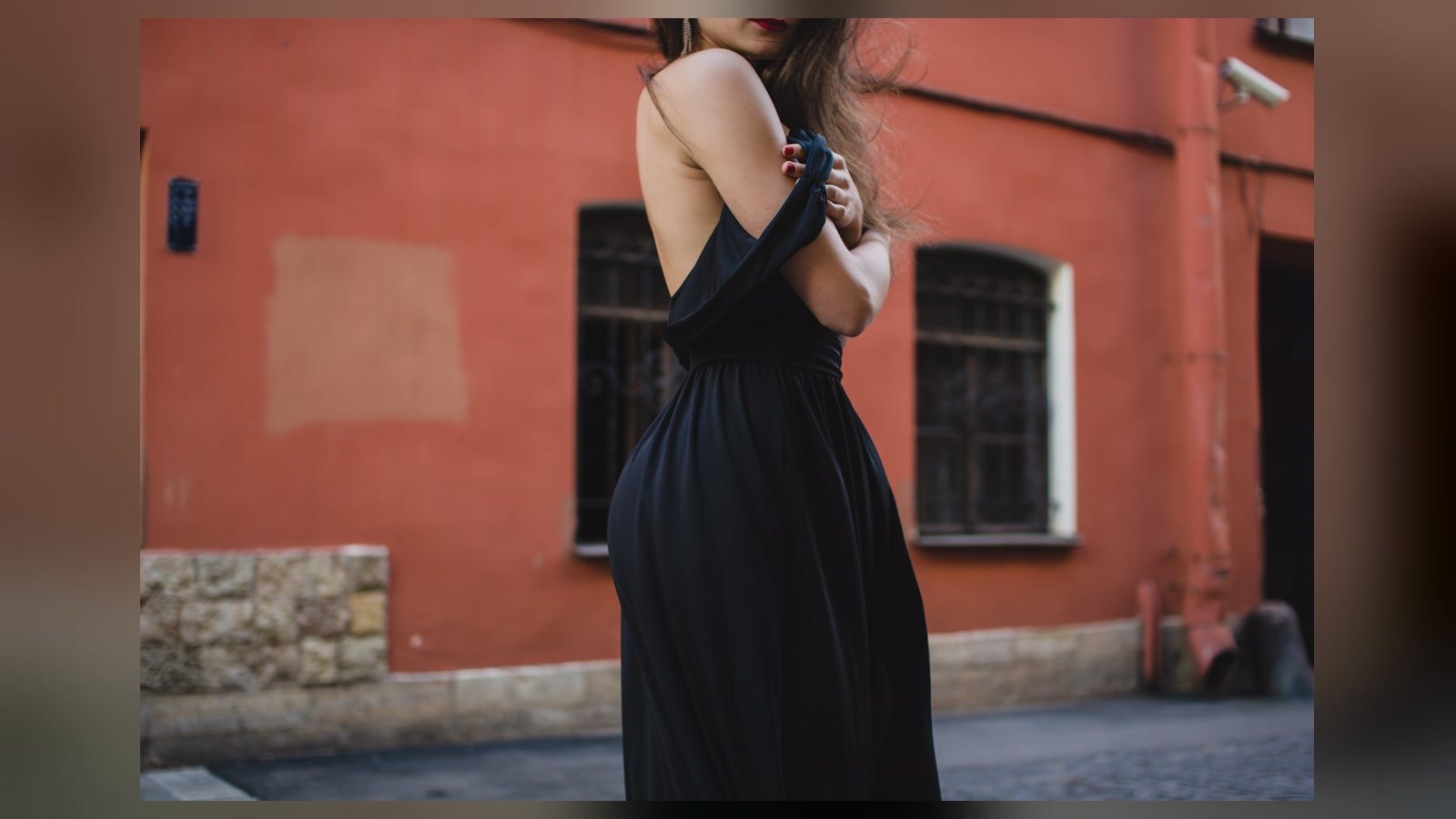 Best Plus Size Black Dresses for Weddings and Parties in 2026